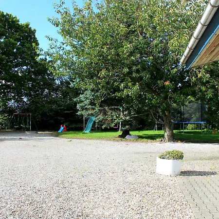 מוטל Medio פרדריקה