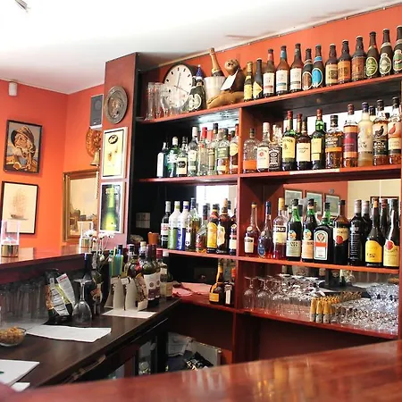 מוטל Medio פרדריקה